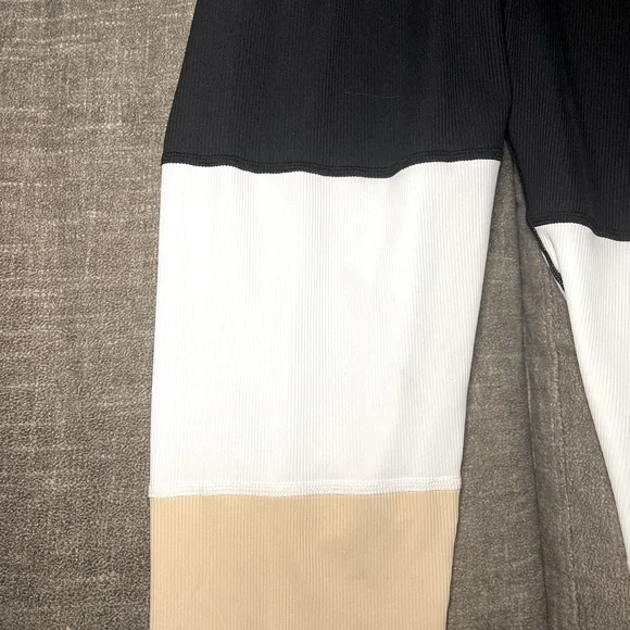LA Society Color Block Ribbed Leggings size M - Picture 5 of 6